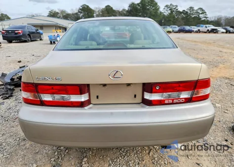 2000 Lexus Es 300 z USA, uszkodzony, nr VIN JT8BF28G5Y0247013
